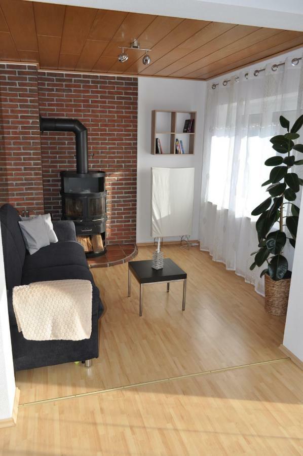 Ferienwohnung Familie Slepitzka Niedenstein Екстериор снимка