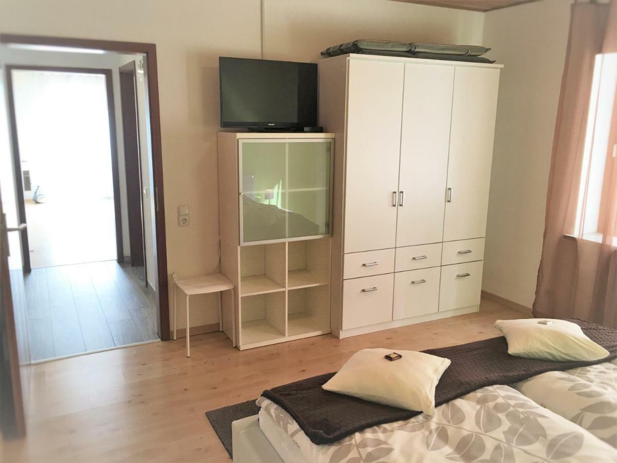 Ferienwohnung Familie Slepitzka Niedenstein Екстериор снимка