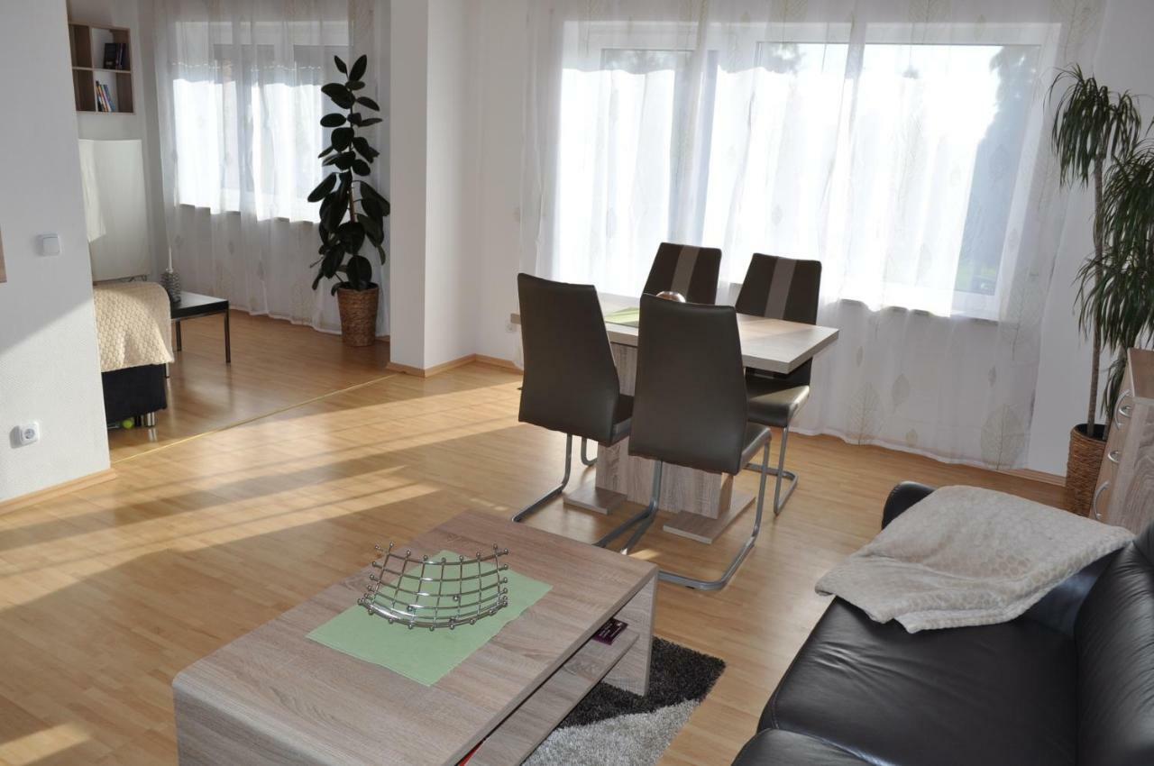 Ferienwohnung Familie Slepitzka Niedenstein Екстериор снимка